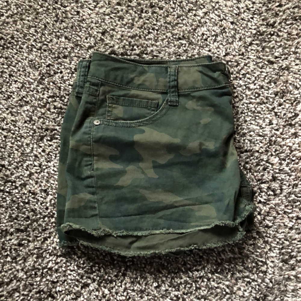 camo shorts